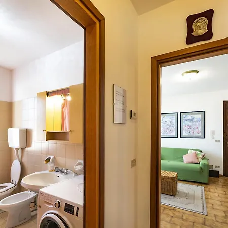 San Zeno 3, ,wi-fi, Park Apartman *