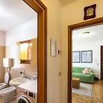 San Zeno 3, ,wi-fi, Park Apartment *