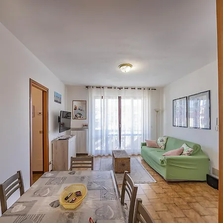 Apartman San Zeno 3, ,wi-fi, Park